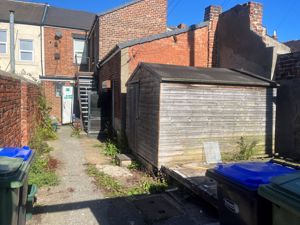 Photo 8- click for photo gallery